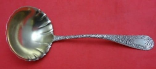 Whiting Antique Chased Sterling Silver Gravy Ladle 7 1/8 inches: Whiting Antique Chased Sterling Silver Gravy Ladle 7 1/8 inches This exquisite Antique Chased Gravy Ladle by Whiting is a stunning piece dating from 1850 to 1899. Crafted from high-quality sterling si