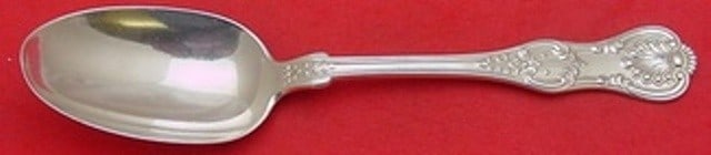 Dominick & Haff King Sterling Silver Serving Spoon 8.5": Dominick & Haff King Sterling Silver Serving Spoon 8.5" This exquisite serving spoon by Dominick & Haff is crafted from high-quality sterling silver and measures 8 1/2 inches in length. The spoon feat