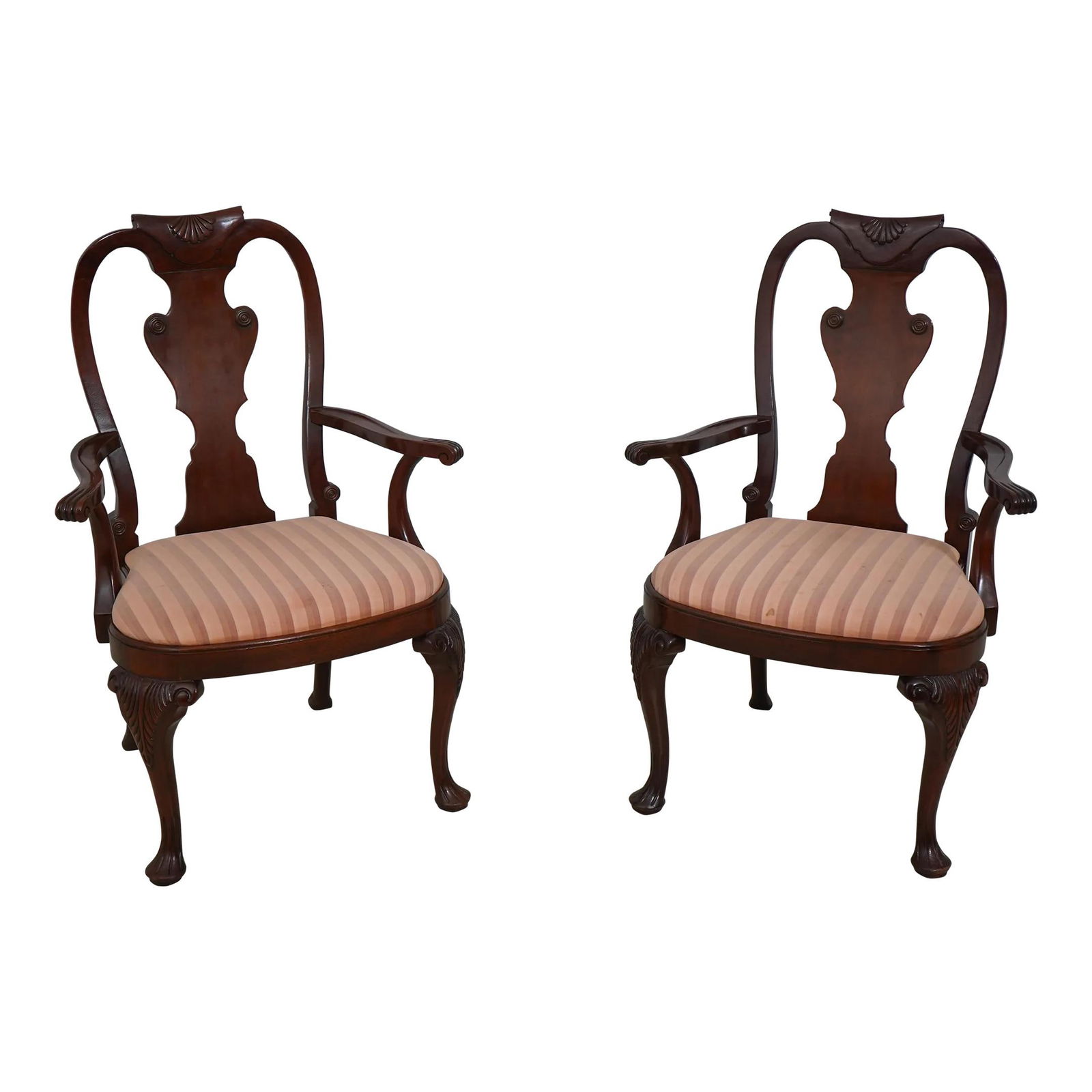 Baker Historic Charleston Mahogany Dining Arm Chairs Pair: Baker Historic Charleston Mahogany Dining Arm Chairs Pair Enhance your dining experience with this exquisite pair of Baker Historic Charleston Mahogany Dining Room Arm Chairs. Crafted with high-qualit