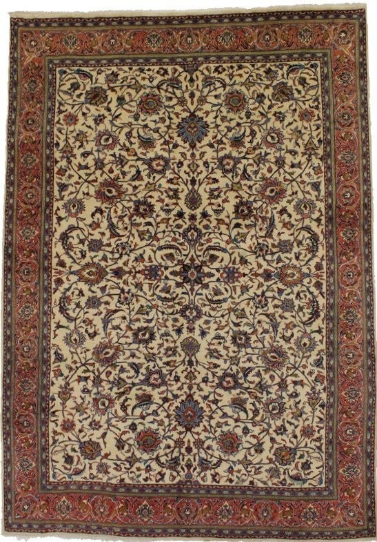 Rare Vintage Handmade Wool Oriental Floral Area Rug 8'0 x 11'1: Rare Vintage Handmade Wool Oriental Floral Area Rug 8'0 x 11'1 Enhance your living space with this exquisite vintage-style handmade wool Oriental rug, featuring a stunning floral design. Measuring app