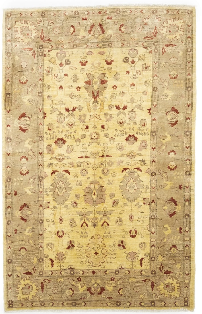 Hand-Knotted Floral Wool Rug 6'0 x 9'3 Eco-Friendly Home Decor: Hand-Knotted Floral Wool Rug 6'0 x 9'3 Eco-Friendly Home Decor Enhance your living space with this exquisite hand-knotted floral pattern oriental rug, designed for modern aesthetics. Crafted from prem
