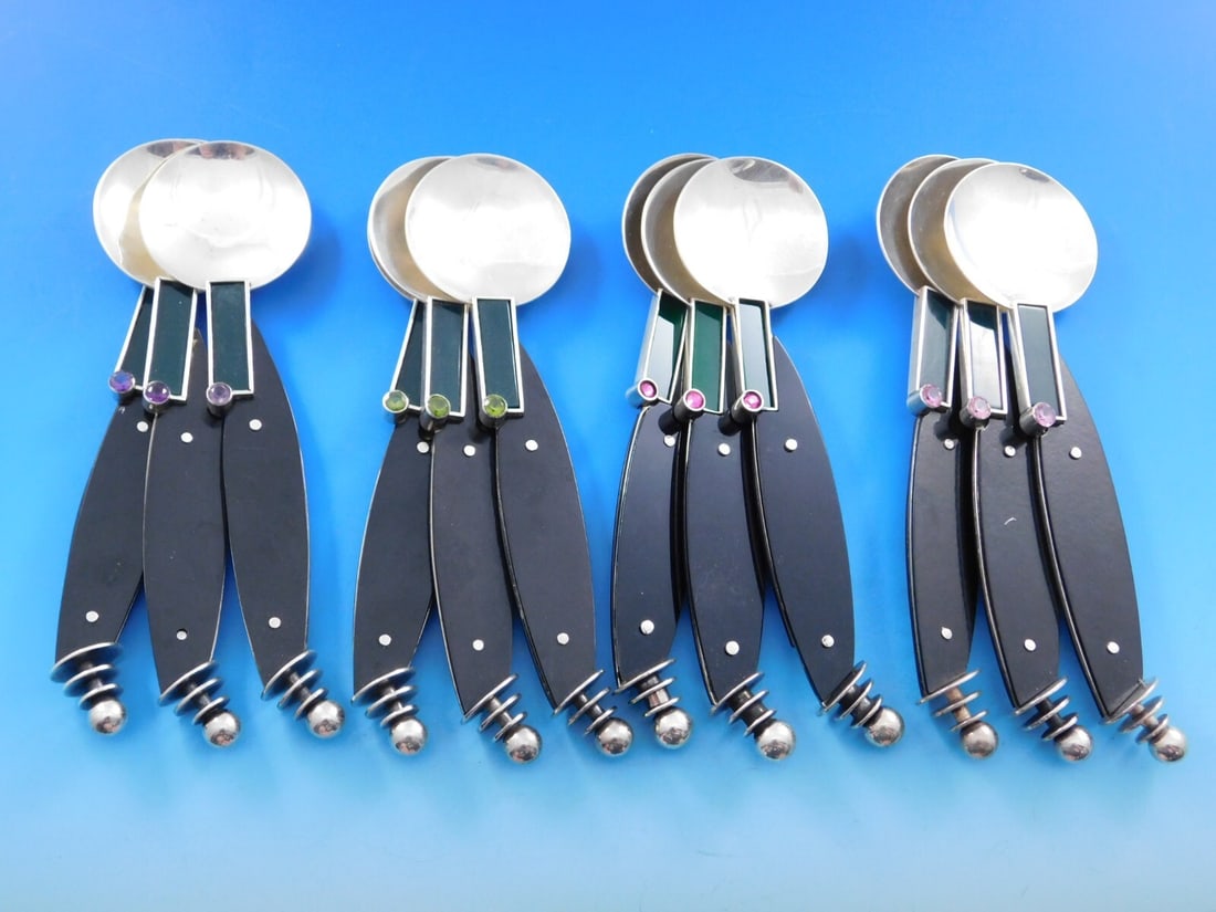 Mardi Jo Cohen Sterling Silver 12pc Cream Soup Spoon Set Memphis Design Handmade: Mardi Jo Cohen Sterling Silver 12pc Cream Soup Spoon Set Memphis Design Handmade Discover this exquisite 12-piece cream soup spoon set by Mardi Jo Cohen, featuring a striking Memphis Design pattern. E