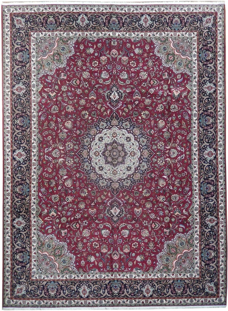 High Quality 9.8 x 12.10 Persian Tabriz Rug Handmade Wool Silk 400 KPSI: High Quality 9.8 x 12.10 Persian Tabriz Rug Handmade Wool Silk 400 KPSI Free continental US Shipping This exquisite 9.8 x 12.10 Persian Tabriz rug is a high-quality, authentic piece, meticulously hand