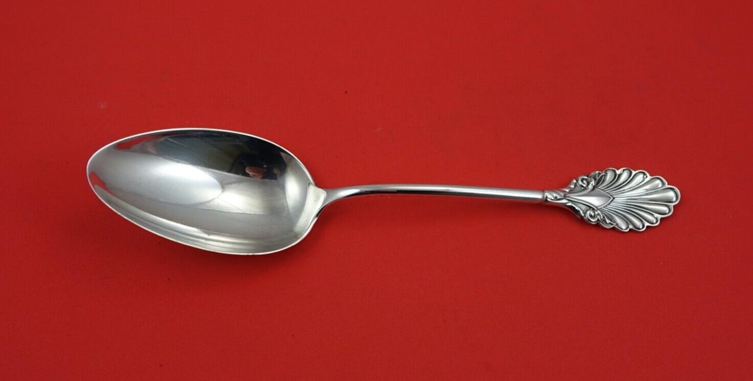 Grecian Pattern Sterling Silver Dinner Spoon by Gorham 8 1/4" Monogrammed: Grecian Pattern Sterling Silver Dinner Spoon by Gorham 8 1/4" Monogrammed This exquisite Grecian dinner spoon by Gorham is crafted from high-quality sterling silver, showcasing the timeless elegance o