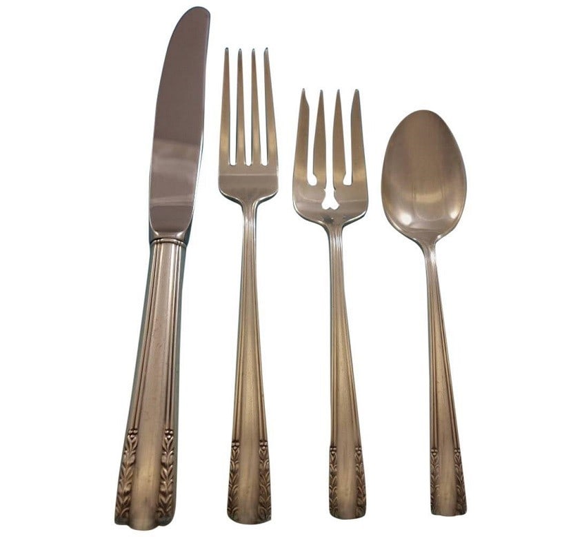 Alvin Chapel Bells Sterling Silver Flatware Set 32 Pieces for 8 with Storage Chest: Alvin Chapel Bells Sterling Silver Flatware Set 32 Pieces for 8 with Storage Chest Introducing the Chapel Bells Sterling Silver Flatware Set by Alvin, a beautiful collection perfect for entertaining o
