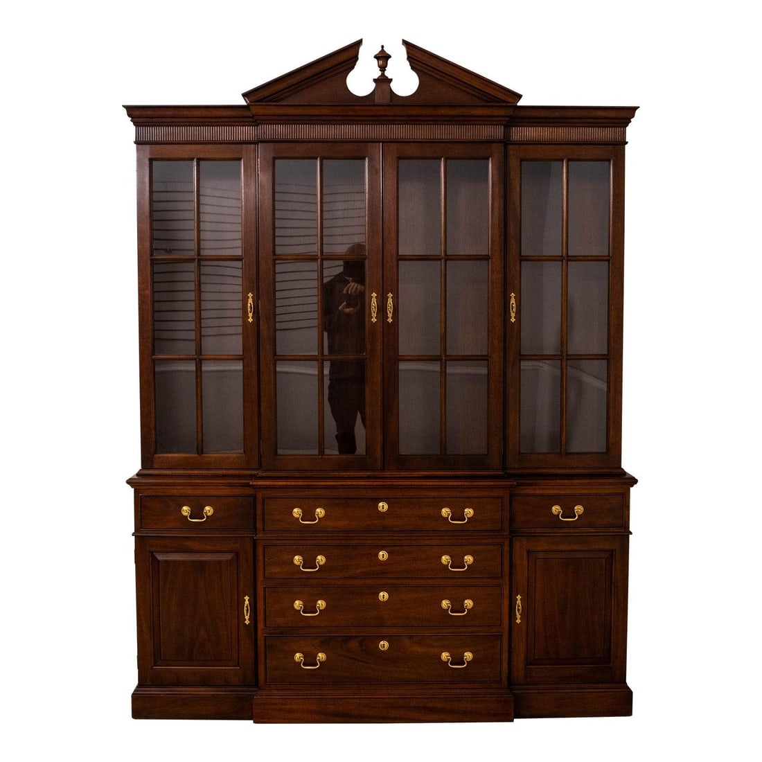 Mahogany Breakfront Bookcase Cabinet with Four Doors Chippendale Style circa 1989 (1 of 10)