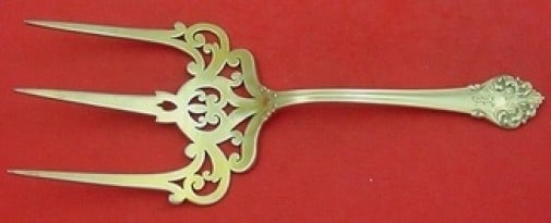 Reed and Barton Elegante Sterling Silver Toast Fork Gold Washed 7.5 Inch: Reed and Barton Elegante Sterling Silver Toast Fork Gold Washed 7.5 Inch Discover the elegance of the Sterling Silver Toast Fork by Reed and Barton, part of the exquisite Elegante (L'elegante) pattern