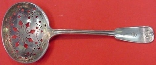 Tiffany & Co. Palm Sterling Silver Sugar Sifter 5 7/8" Monogrammed: Tiffany & Co. Palm Sterling Silver Sugar Sifter 5 7/8" Monogrammed This exquisite sugar sifter from Tiffany & Co. is crafted from high-quality sterling silver and features the elegant Palm pattern. Me