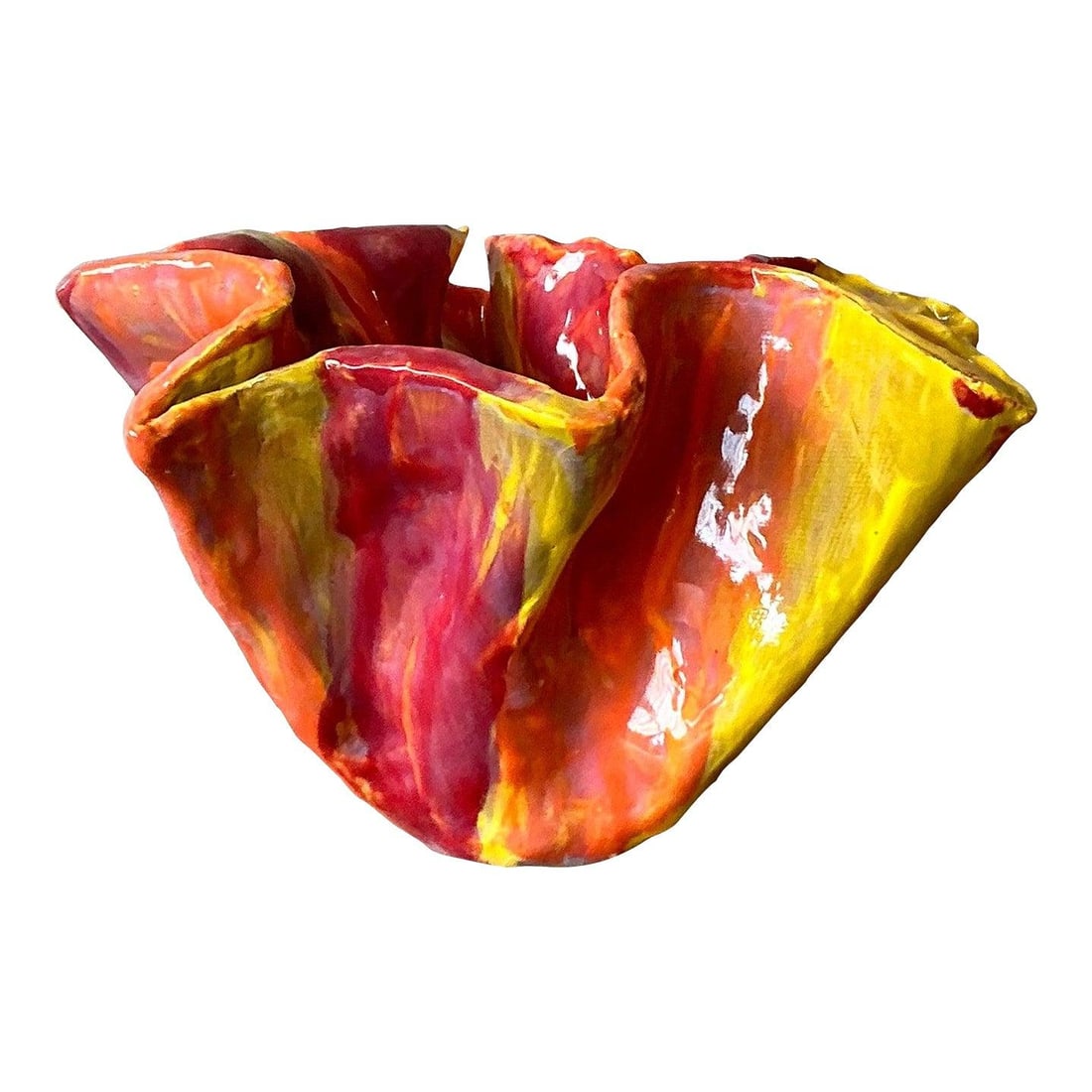 Mid-Century Vintage Ruffled Pottery Bowl in Crimson and Gold: Mid-Century Vintage Ruffled Pottery Bowl in Crimson and Gold Experience the allure of mid-century abstract design with this stunning Vintage Boho Ruffle Studio Pottery Bowl. This exquisite piece featu
