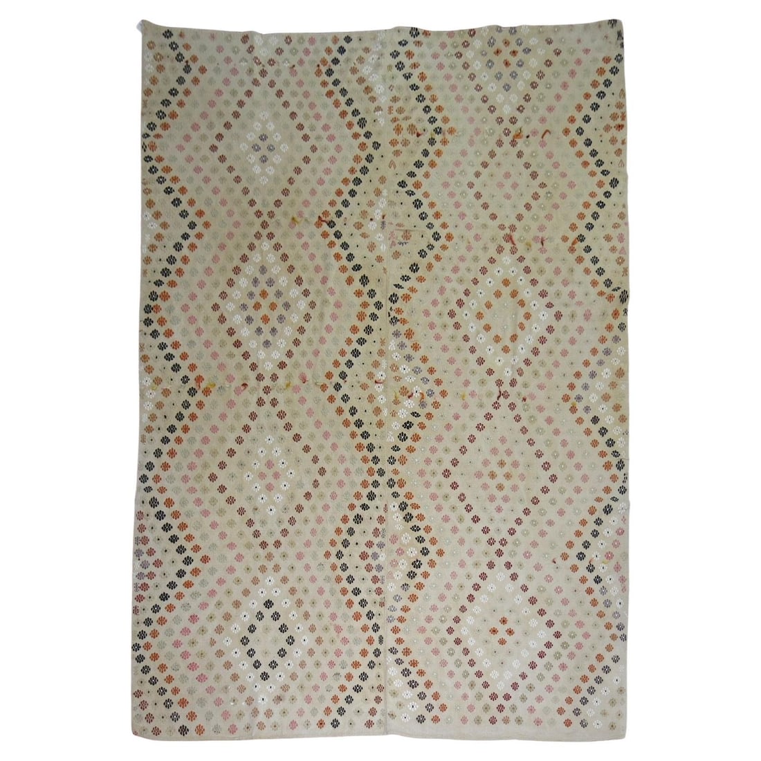 Mid-20th Century Hand-Woven Turkish Jajim Kilim 92 x 126 Wool: Mid-20th Century Hand-Woven Turkish Jajim Kilim 92 x 126 Wool This stunning Turkish Jajim kilim is a mid-20th century piece, expertly hand-woven from high-quality wool. The kilim features a unique Jij