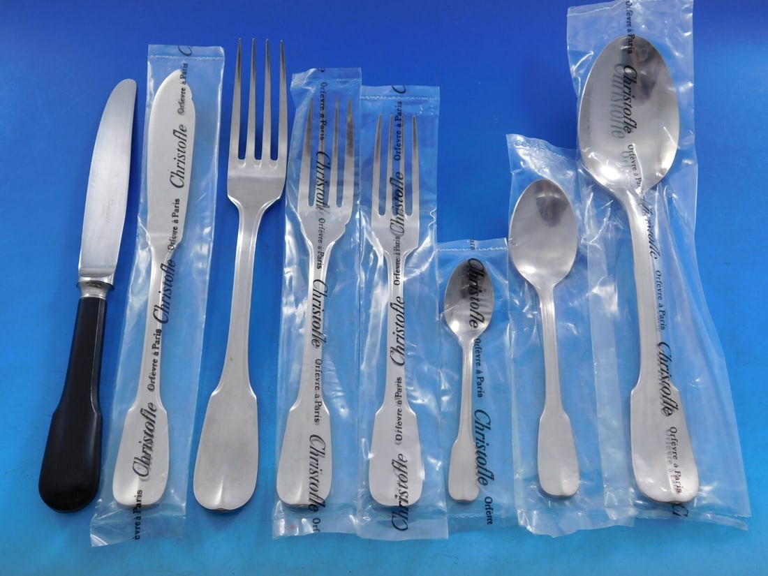 Christofle Bearn Stainless Steel Flatware Set 98 pcs with Ebony Handles: Christofle Bearn Stainless Steel Flatware Set 98 pcs with Ebony Handles Introducing the exquisite Bearn flatware set by Christofle, crafted from high-quality stainless steel and featuring elegant ebon