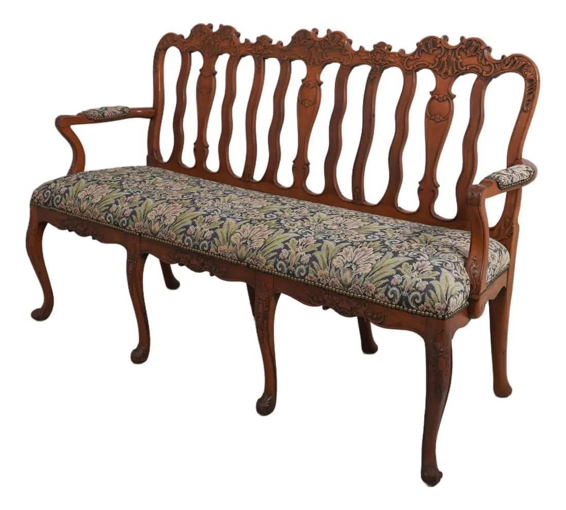 Vintage French Provincial Walnut Settee with Needlepoint Tapestry: Vintage French Provincial Walnut Settee with Needlepoint Tapestry This exquisite vintage French Provincial settee dates back to the 1930s, showcasing a beautiful walnut frame complemented by a charmin