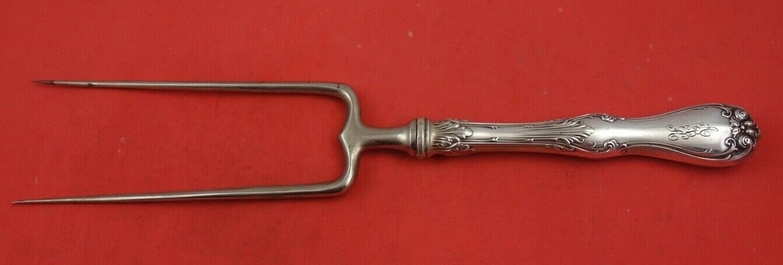 Whiting Duke of York Sterling Silver Roast Holder 11 3/8": Whiting Duke of York Sterling Silver Roast Holder 11 3/8" This exquisite roast holder, crafted by Whiting, showcases the elegant Duke of York pattern. Made from high-quality sterling silver, this piec
