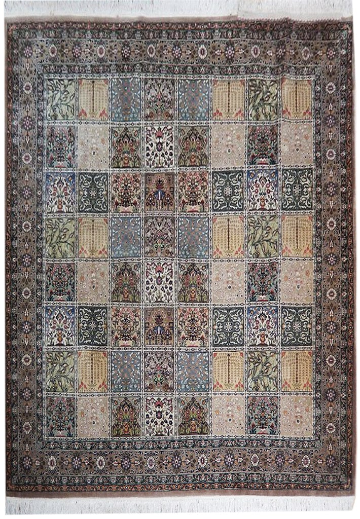 Vibrant 7.5 x 7.8 Multi Color Persian Bakhtiari Handcrafted Rug: Vibrant 7.5 x 7.8 Multi Color Persian Bakhtiari Handcrafted Rug Free continental US Shipping Experience the vibrant charm of this exquisite 7' 5" x 7' 8" Multi Color Pre-Owned Persian Bakhtiari Rug, a