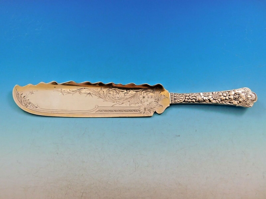 Gorham Cluny Sterling Silver Ice Cream Slice 10 5/8" Gold Wash Brite Cut: Gorham Cluny Sterling Silver Ice Cream Slice 10 5/8" Gold Wash Brite Cut Presenting the stunning Cluny ice cream slice by Gorham, a captivating piece of history and artistry. This exquisite serving pi