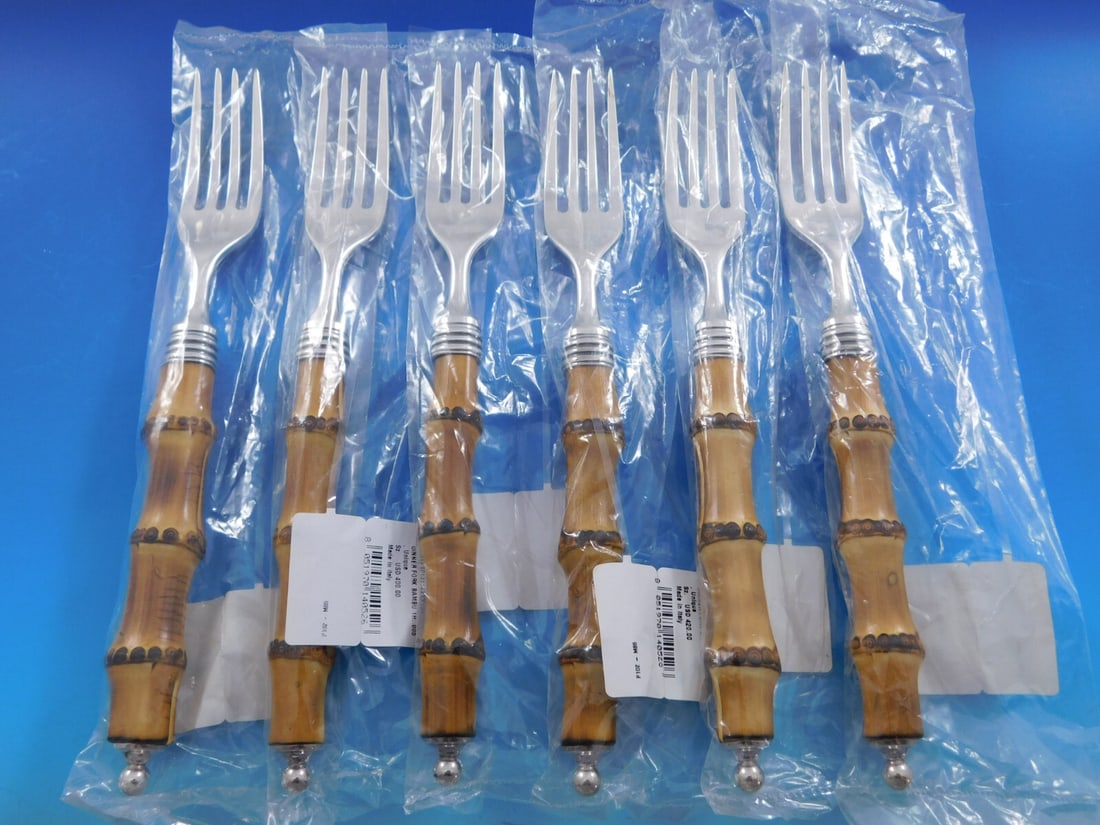 Buccellati Tahiti Sterling Silver Dinner Forks Set of 6 Bamboo 7 3/4": Buccellati Tahiti Sterling Silver Dinner Forks Set of 6 Bamboo 7 3/4" Enhance your dining experience with this exquisite set of six dinner forks from the Tahiti pattern by Buccellati. Crafted from hig