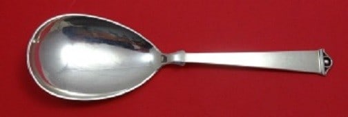 Peter Hertz Vendome Sterling Silver Berry Spoon 8.75": Peter Hertz Vendome Sterling Silver Berry Spoon 8.75" This elegant Vendome berry spoon by Peter Hertz is crafted from high-quality sterling silver, measuring 8 3/4 inches in length. The spoon features