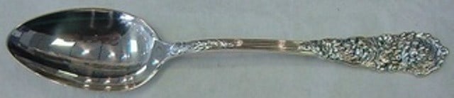 Reed and Barton Trajan Sterling Silver Serving Spoon 8 1/4 Inch: Reed and Barton Trajan Sterling Silver Serving Spoon 8 1/4 Inch This exquisite serving spoon features the classic Trajan pattern by Reed and Barton, crafted from high-quality sterling silver. Measurin