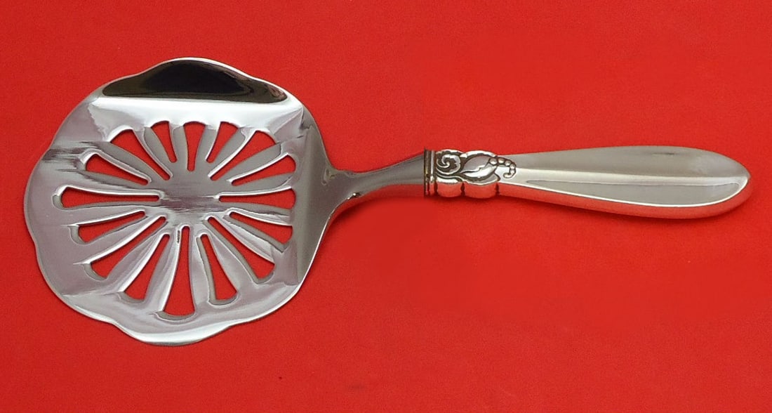 Frigast Princess Fuchsia Sterling Silver Tomato Server Custom Made 8.5": Frigast Princess Fuchsia Sterling Silver Tomato Server Custom Made 8.5" This exquisite tomato server from the Princess Fuchsia pattern by Frigast is crafted from high-quality sterling silver. Featurin