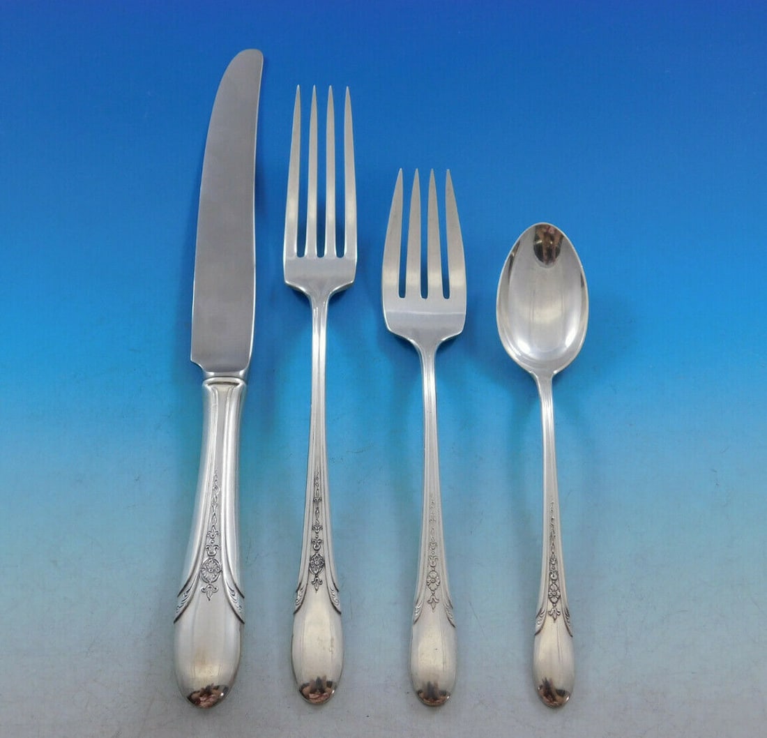 Towle Symphony Chased Sterling Silver Flatware Set for 8 34 Pieces Art Deco: Towle Symphony Chased Sterling Silver Flatware Set for 8 34 Pieces Art Deco This exquisite Symphony Chased Sterling Silver Flatware Set by Towle offers a complete service for 8, featuring a total of 3