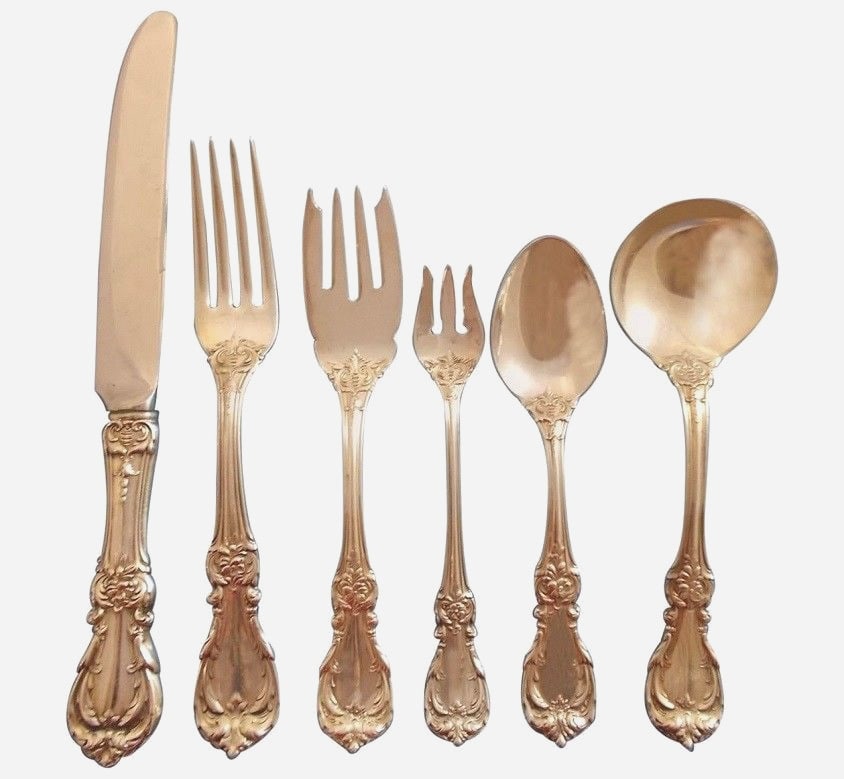 Reed & Barton Burgundy Sterling Silver Flatware Set 77 Pieces with Storage Chest: Reed & Barton Burgundy Sterling Silver Flatware Set 77 Pieces with Storage Chest Elevate your dining experience with the Burgundy Sterling Silver Flatware Set by Reed & Barton. This exquisite 77-piece