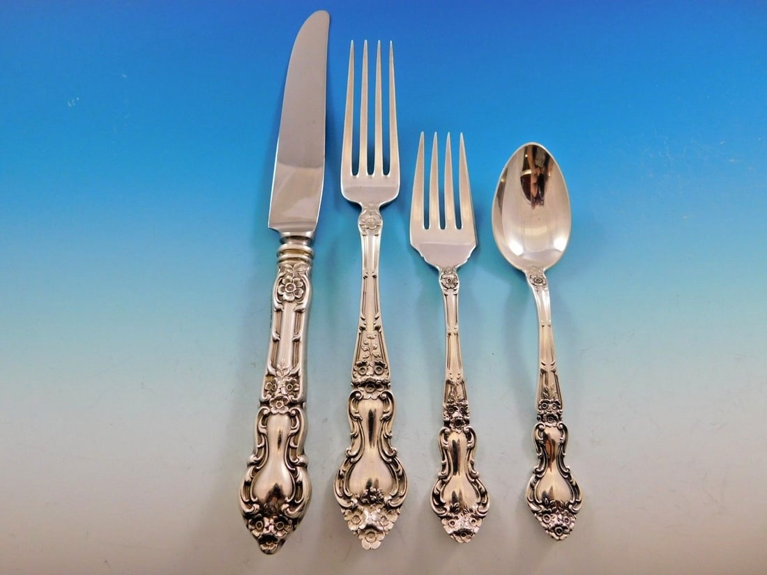 Wallace Meadow Rose Sterling Silver Flatware Set for 8 32 Pcs with Storage Chest: Wallace Meadow Rose Sterling Silver Flatware Set for 8 32 Pcs with Storage Chest Experience elegance with the Meadow Rose Sterling Silver Flatware Set by Wallace, designed for a dinner service of 8. T