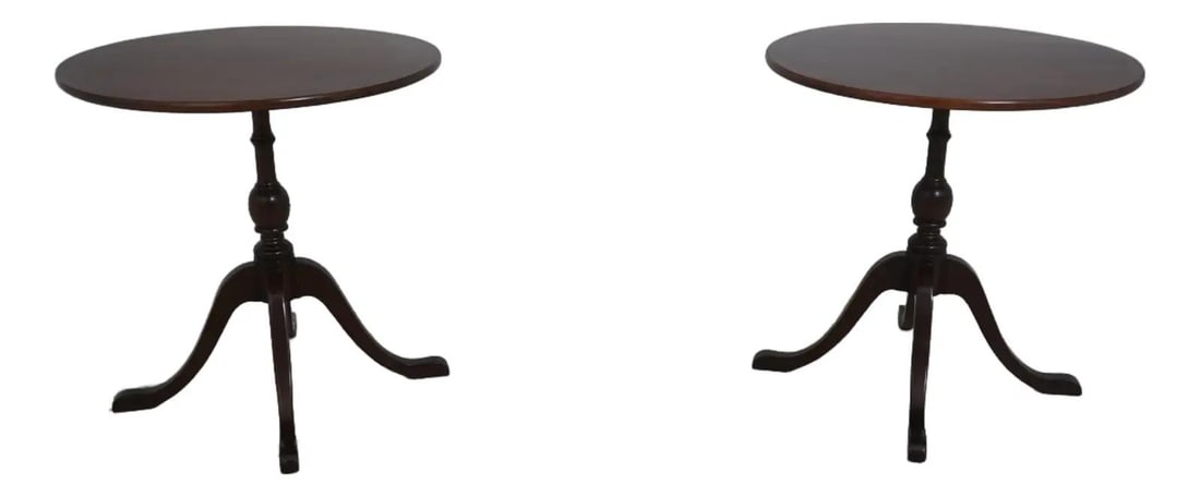 Stickley Renaissance Cherry Round End Tables Pair Queen Anne Style: Stickley Renaissance Cherry Round End Tables Pair Queen Anne Style This exquisite pair of Stickley Renaissance round end tables embodies timeless elegance and craftsmanship. Crafted from solid cherry