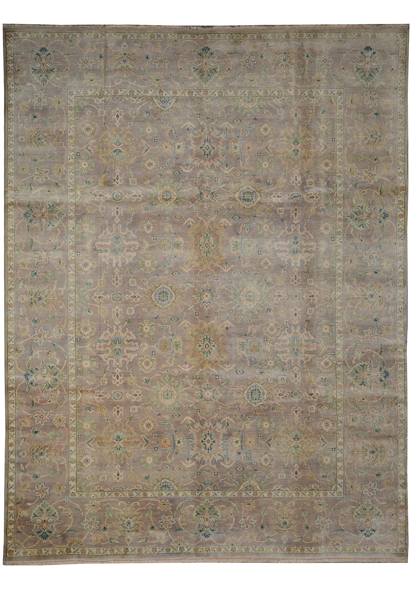 Zigler Chobi Hand-Knotted Natural Wool Rug 106 x 139 in Gray Pakistan: Zigler Chobi Hand-Knotted Natural Wool Rug 106 x 139 in Gray Pakistan Free continental US Shipping This hand-knotted Zigler Chobi area rug from Pakistan is crafted from natural wool, featuring a refin
