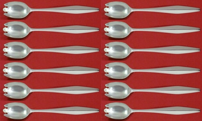 Reed and Barton Diamond Sterling Silver Ice Cream Forks Set of 12: Reed and Barton Diamond Sterling Silver Ice Cream Forks Set of 12 Indulge in elegance with this exquisite 12-piece custom set of ice cream dessert forks from Reed and Barton, featuring the classic Dia