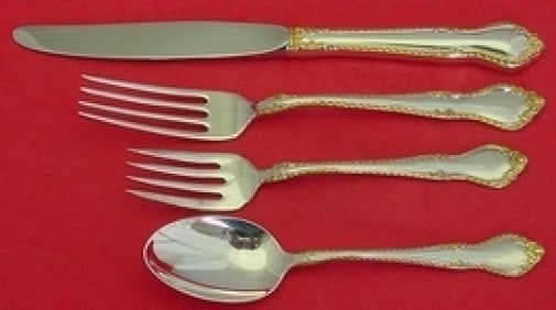 Lunt English Georgian Gold 4-Piece Sterling Silver Place Setting: Lunt English Georgian Gold 4-Piece Sterling Silver Place Setting This exquisite 4-piece place setting from Lunt features the elegant English Georgian Gold pattern in sterling silver. Each piece has be