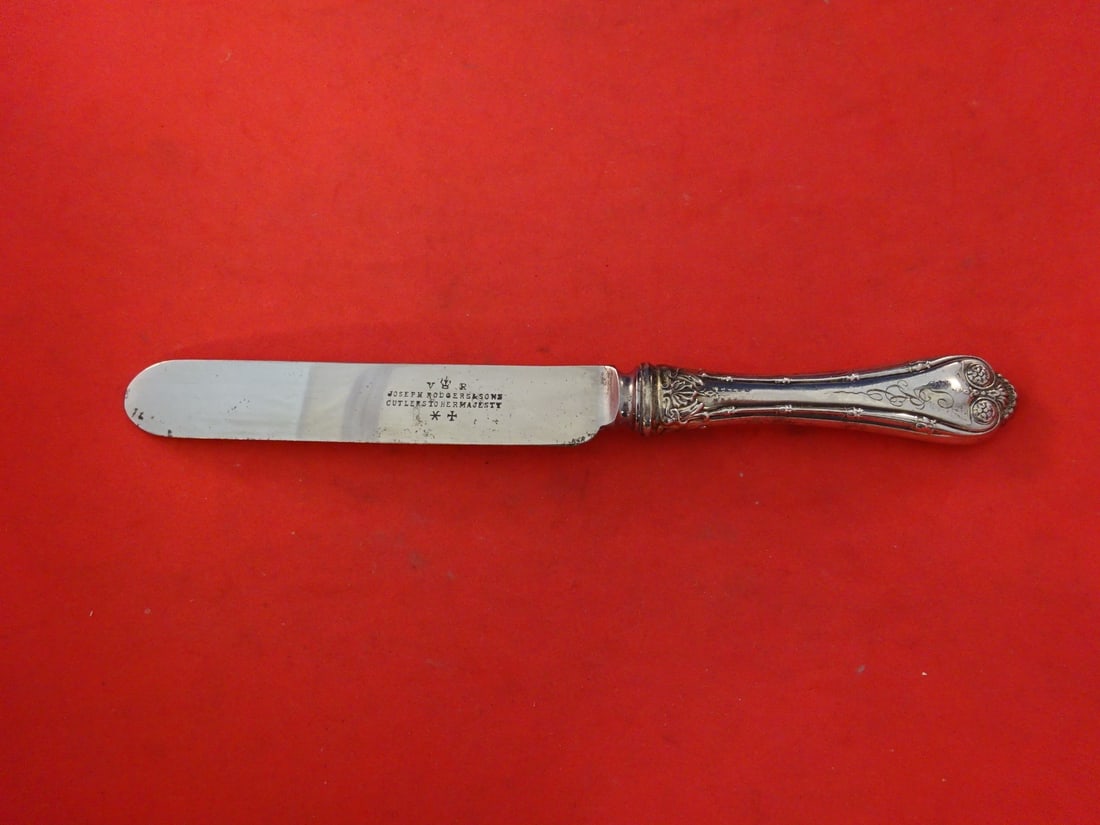 Whiting Empire Sterling Silver Knife 8 1/4 Blunt Blade Monogrammed LRC: Whiting Empire Sterling Silver Knife 8 1/4 Blunt Blade Monogrammed LRC This exquisite Empire pattern knife by Whiting is crafted from sterling silver and features a blunt stainless steel blade, measur