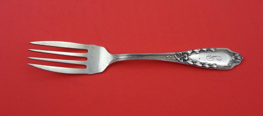 Lunt Sterling Silver Salad Fork John Hancock Pattern 6" Monogrammed: Lunt Sterling Silver Salad Fork John Hancock Pattern 6" Monogrammed Discover a classic piece of dining elegance with this John Hancock salad fork by Lunt. Crafted from high-quality sterling silver, th