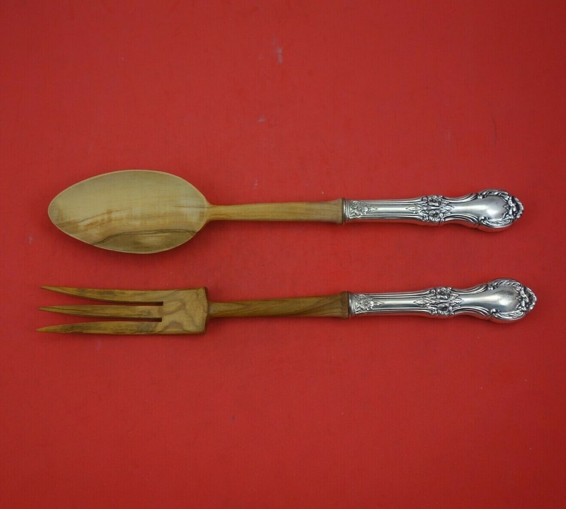 International Sterling Silver Wild Rose Salad Serving Set 2pc 11 1/8": International Sterling Silver Wild Rose Salad Serving Set 2pc 11 1/8" Elevate your dining experience with this exquisite 2-piece Wild Rose Salad Serving Set from International Sterling. Crafted from s