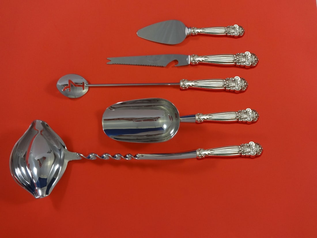 Towle Georgian Sterling Silver 5pc Cocktail Serving Set: Towle Georgian Sterling Silver 5pc Cocktail Serving Set Elevate your cocktail parties with this exquisite 5-piece serving set from Towle, featuring a classic Georgian pattern. Crafted from sterling si