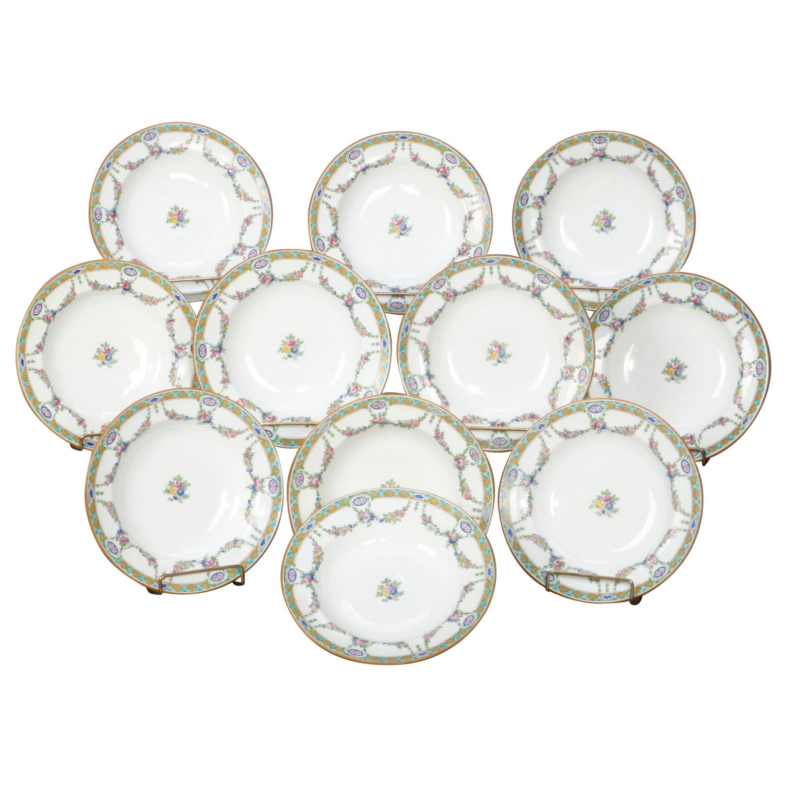 Set of 11 Mintons Fine China Floral Garland Bowls England C1930: Set of 11 Mintons Fine China Floral Garland Bowls England C1930 This exquisite set of eleven English Mintons Fine China wide rim bowls showcases a beautiful floral garland design, typical of Minton's