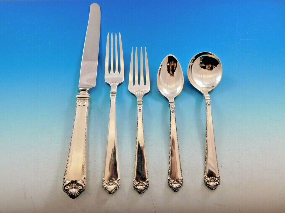 Watson George II Rex Sterling Silver Flatware Set 60 Pcs Dinner Service: Watson George II Rex Sterling Silver Flatware Set 60 Pcs Dinner Service Experience the elegance of the George II Rex pattern with this exquisite flatware dinner size set by Watson. Crafted in sterling