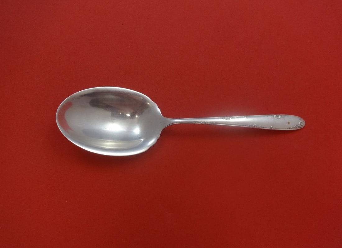 Towle Madeira Sterling Silver 8 1/4 Inch Berry Spoon: Towle Madeira Sterling Silver 8 1/4 Inch Berry Spoon This exquisite berry spoon, crafted by Towle in the Madeira pattern, showcases elegant design and functionality. Made of high-quality sterling silv