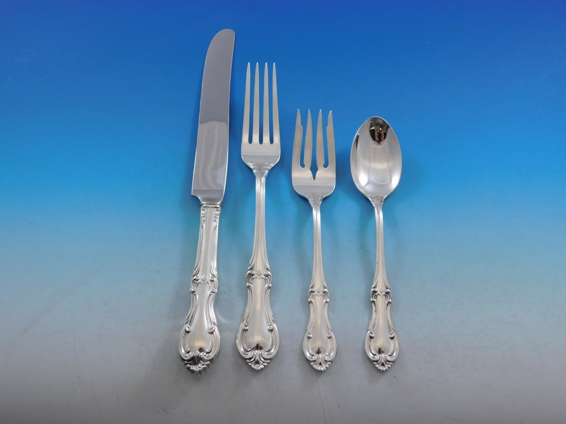 Joan of Arc Sterling Silver Flatware Set 32 Pieces by International Silver: Joan of Arc Sterling Silver Flatware Set 32 Pieces by International Silver Discover the elegance of the Joan of Arc Sterling Silver Flatware Set, crafted by International Silver. This exquisite 32-pie