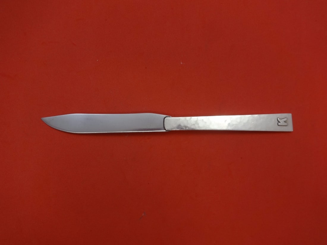 Allan Adler Starlit Sterling Silver Fish Knife Unique Blade Monogrammed K 8.5": Allan Adler Starlit Sterling Silver Fish Knife Unique Blade Monogrammed K 8.5" Discover this exquisite Starlit fish knife by Allan Adler, crafted from high-quality sterling silver. This unique 8 1/2"