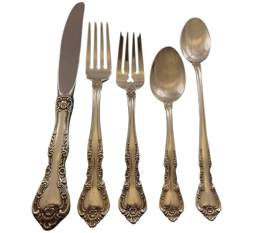 Gorham Alencon Lace Sterling Silver Flatware Set for 8 - 42 Pieces with Storage Chest: Gorham Alencon Lace Sterling Silver Flatware Set for 8 - 42 Pieces with Storage Chest Elevate your dining experience with this exquisite Alencon Lace flatware set by Gorham, crafted from high-quality