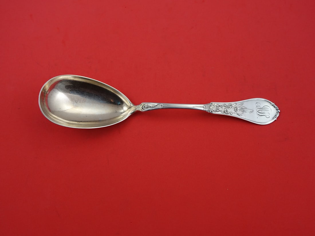 Durgin Spray Coin Silver Berry Spoon 8.5 Inch Antique Monogrammed: Durgin Spray Coin Silver Berry Spoon 8.5 Inch Antique Monogrammed This exquisite berry spoon by Durgin features the elegant Spray pattern, crafted from coin silver. Measuring 8 1/2 inches, this antiqu