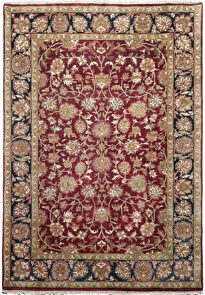 Handmade Jaipur Rug 6' x 9' Burgundy Black Quality Craftsmanship: Handmade Jaipur Rug 6' x 9' Burgundy Black Quality Craftsmanship Free continental US Shipping Enhance your living space with this exquisite 6' x 9' handmade Jaipur rug, featuring a rich burgundy and b
