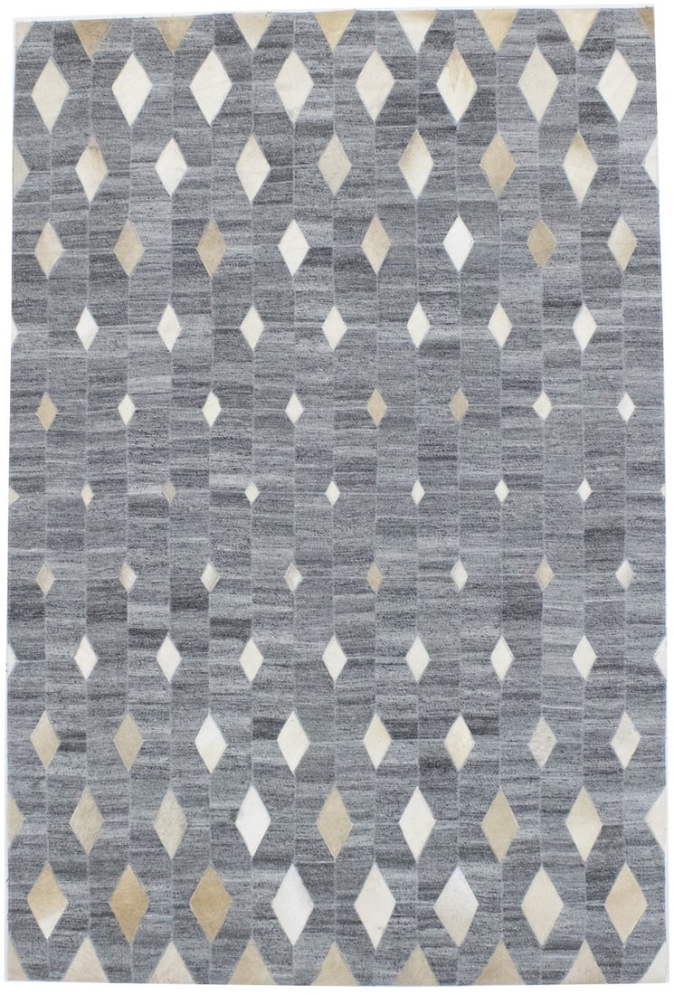 Handcrafted Grey Cowhide Patchwork Rug Modern 4x6 ft Area Carpet: Handcrafted Grey Cowhide Patchwork Rug Modern 4x6 ft Area Carpet Enhance your space with this elegant Handcrafted Grey Cowhide Patchwork Rug. Measuring 4'0" x 6'0", this modern area carpet features a
