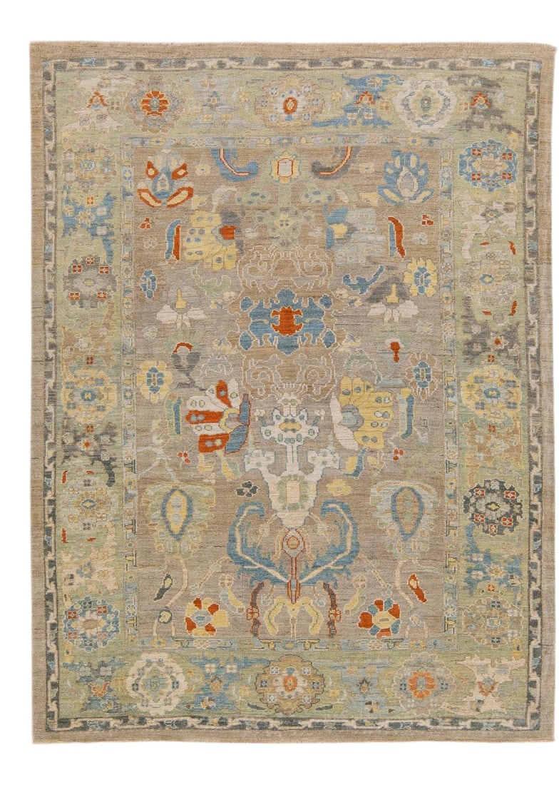 Beige Floral Wool Rug Modern Sultanabad Hand-Knotted 7' x 9'7: Beige Floral Wool Rug Modern Sultanabad Hand-Knotted 7' x 9'7 Enhance your living space with this exquisite modern Sultanabad hand-knotted wool rug, featuring a soft beige field. Adorned with a vibran