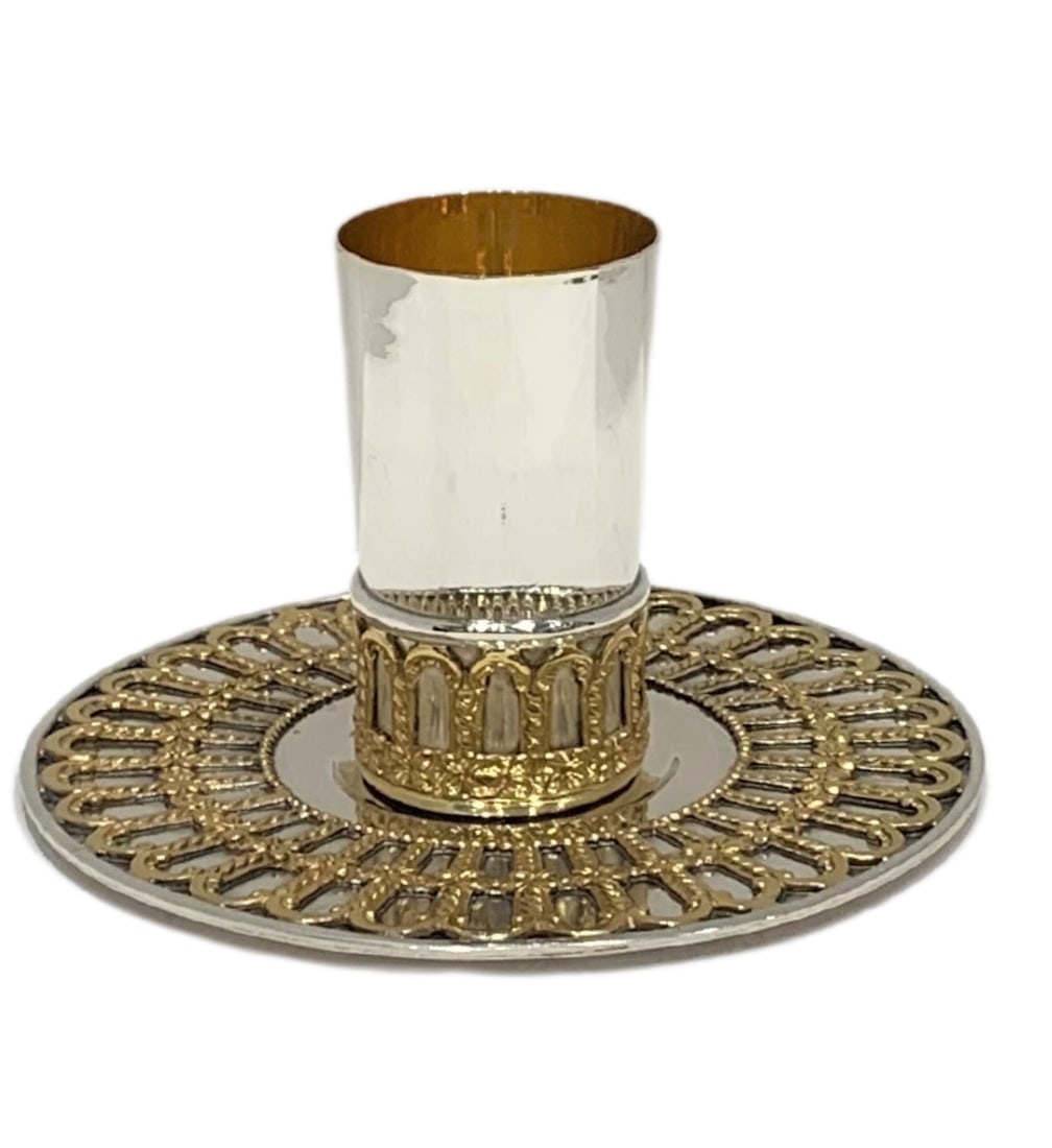 Elegant Handmade Italian 925 Sterling Silver Gilded Cup and Tray: Elegant Handmade Italian 925 Sterling Silver Gilded Cup and Tray This exquisite cup and tray set is crafted from fine Italian 925 sterling silver, featuring elegant handmade floral ornate designs that