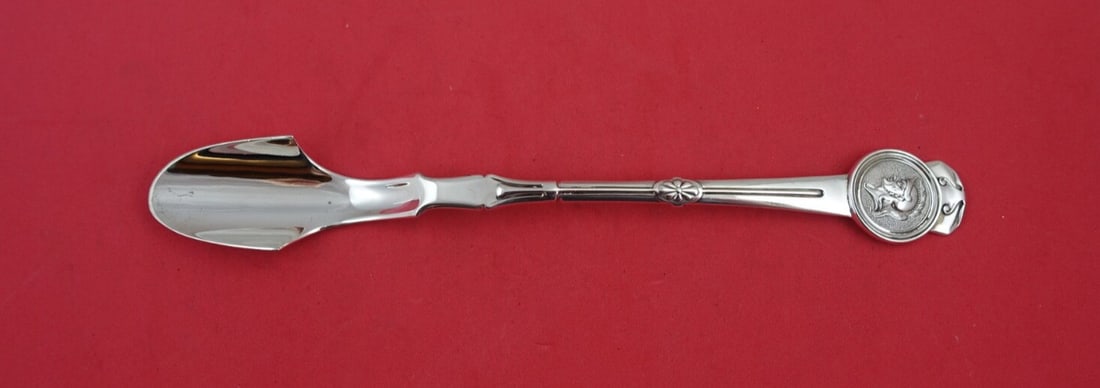 Gorham Medallion Sterling Silver Cheese Scoop 9 1/4 Original: Gorham Medallion Sterling Silver Cheese Scoop 9 1/4 Original This exquisite cheese scoop is part of the Medallion pattern by Gorham, crafted from high-quality sterling silver. Measuring an impressive