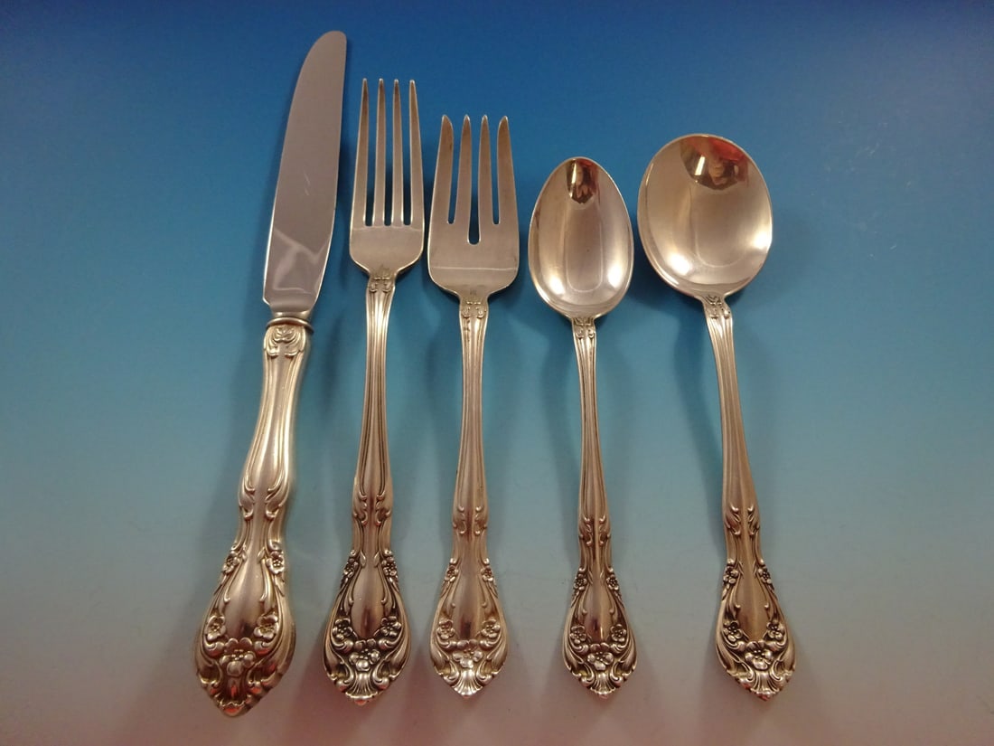 Alvin Chateau Rose Sterling Silver Flatware Set 40 Pieces for 8: Alvin Chateau Rose Sterling Silver Flatware Set 40 Pieces for 8 This exquisite Chateau Rose flatware set by Alvin includes 40 pieces, designed to serve 8. Crafted from high-quality sterling silver, th