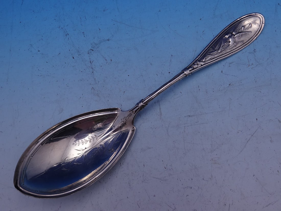 Victorian Whiting Sterling Silver Berry Spoon 9 1/8" Japanese Pattern: Victorian Whiting Sterling Silver Berry Spoon 9 1/8" Japanese Pattern This exquisite Sterling Silver Berry Spoon, crafted by Whiting Manufacturing Company, features the elegant Japanese pattern also k