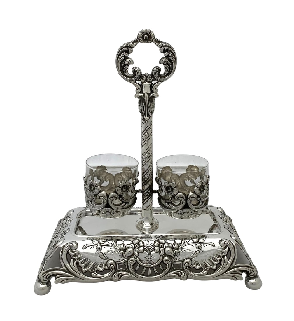 Elegant Portuguese 925 Sterling Silver Floral Swirl Double Salt Holder: Elegant Portuguese 925 Sterling Silver Floral Swirl Double Salt Holder This exquisite handmade double salt holder showcases an elegant floral swirl design crafted from fine Topazio 925 sterling silver