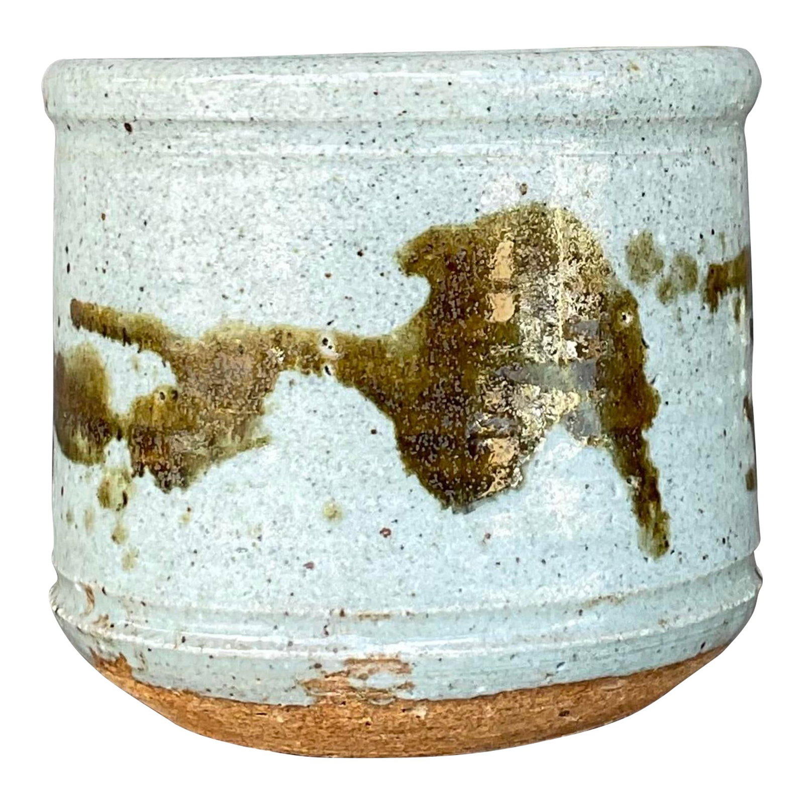 Artisanal Vintage Boho Pottery Bowl Alabaster 4x4x4.5: Artisanal Vintage Boho Pottery Bowl Alabaster 4x4x4.5 Enhance your home decor with the Vintage Boho Studio Pottery Bowl. This handcrafted piece embodies artisanal craftsmanship with an earthy charm an